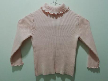 Ružový vrúbkovaný svetríkový rolák, 104