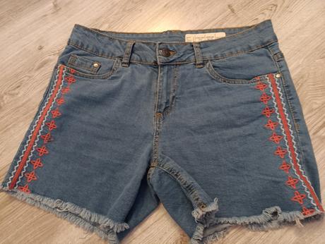 Vyšívané riflové kraťasy, esmara,m