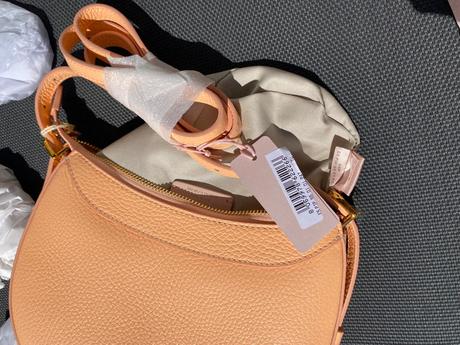 Kožená kabelka coccinelle hobo tvar, coccinelle