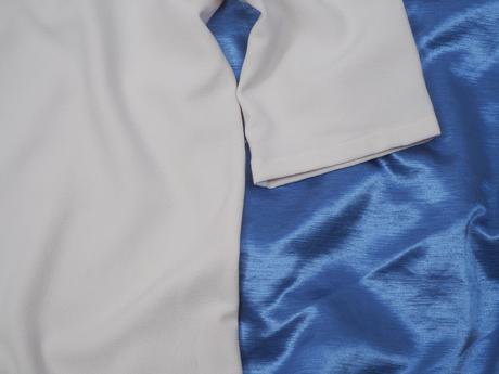 Luxusné maslové šaty ahléns, 44