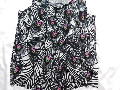 Pekny kvalitny upeltovy top, h&m,42