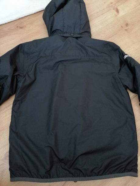 Čierna bunda nike, nike,146