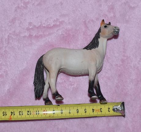 Schleich koníky poškodené,