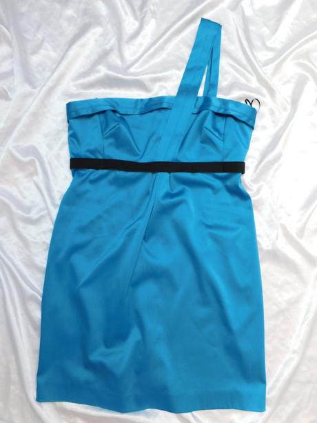 Pekne korzetove saty na slavnost, river island,40