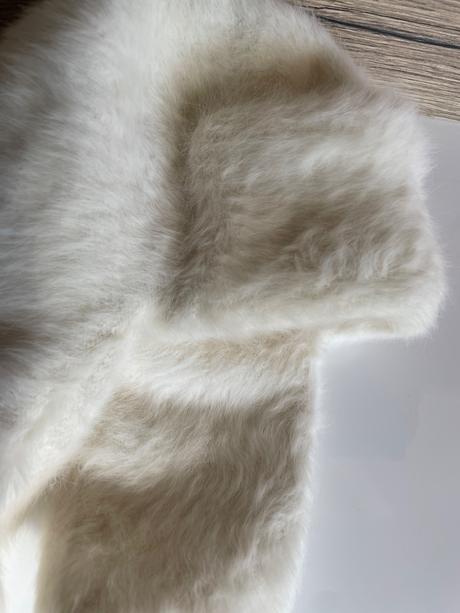 Ušianka kašmír, 146