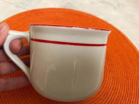 Starý 1/2 litrový hrnček, 