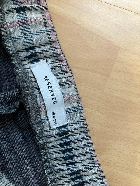 Leginy teplejsie, reserved,164