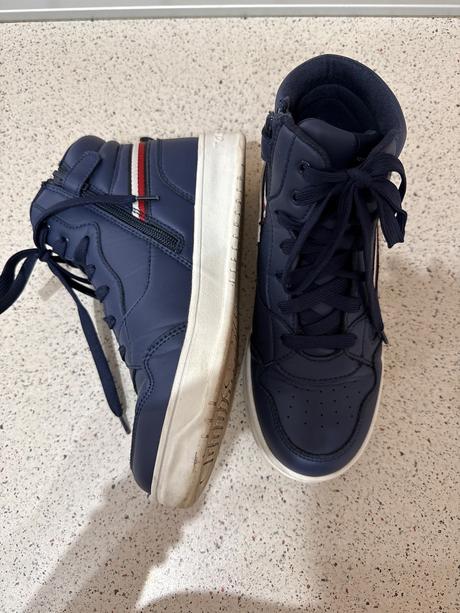 Topanky, tommy hilfiger,37