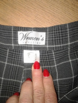 Kárované 3/4 nohavice 44, 44