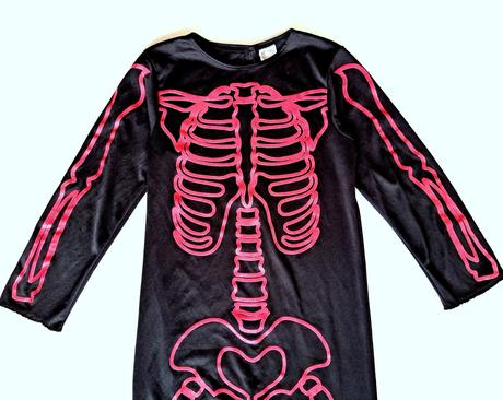 Kostrička dievčenský trblietavý kostým veľ.134-140,