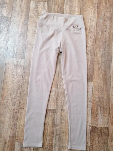 2x damske leginy, velk. m, m