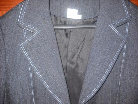 Minimálne nosený,veľmi dobrý stav, 38