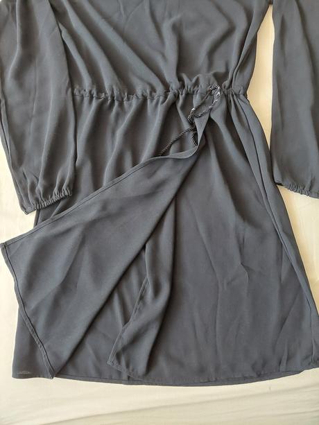 Šaty značky vila - veľkosť 34, 34