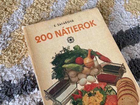 200 nátierok- prvé vydanie 1975,
