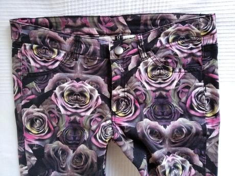 Jedinečné kvietkované nohavice, h&m,38