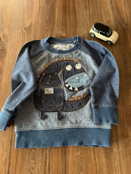 Next mikinka, next,98