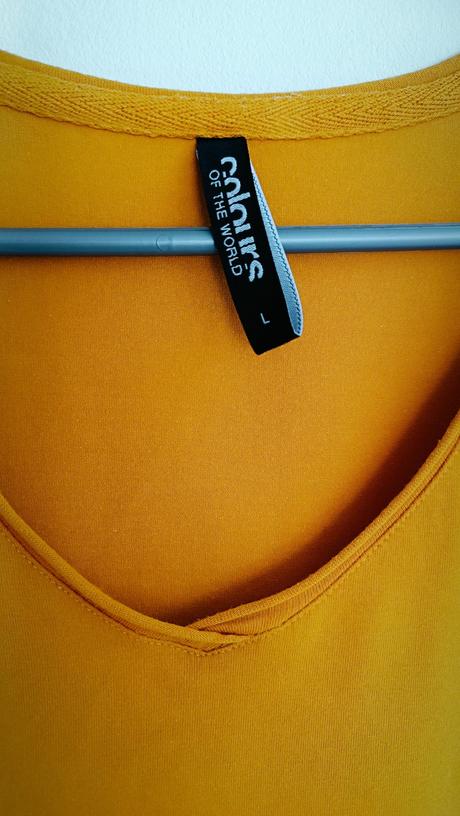 Tričko s v výstrihom, colours of the world,s