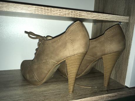 Béžové poltopánky, graceland,38