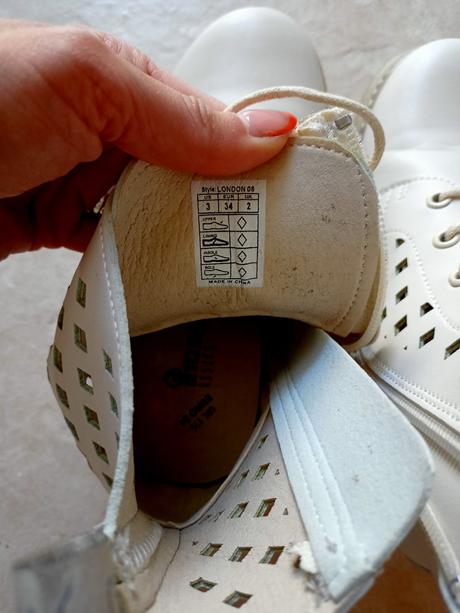 Biele štýlové dierkované členkové čižmy, 34