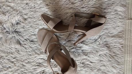 Sandále s prackou, 36