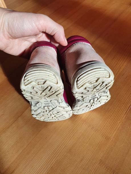 Ružové celokožené sandálky boots4u, 29