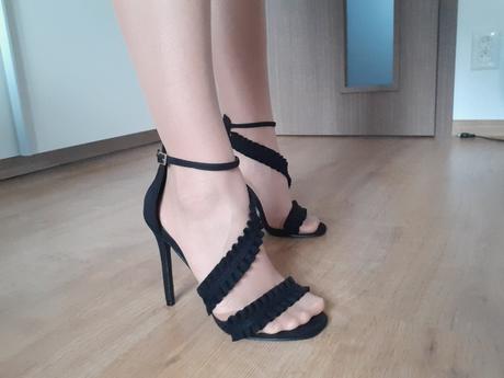 Krásne sandále - spoločenská obuv, 38