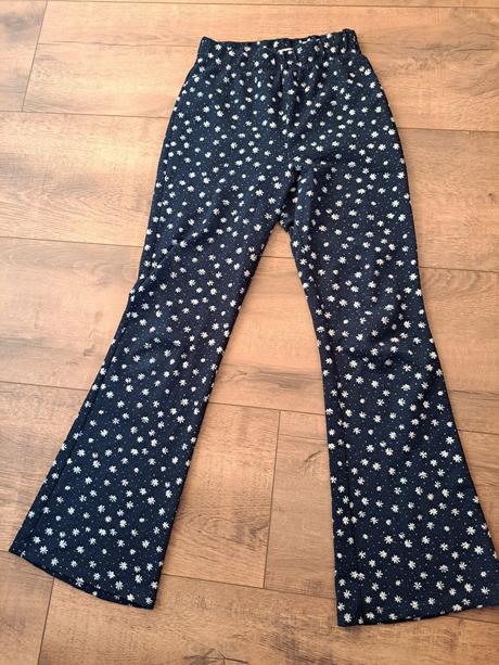 Zvonove leginy, primark,152