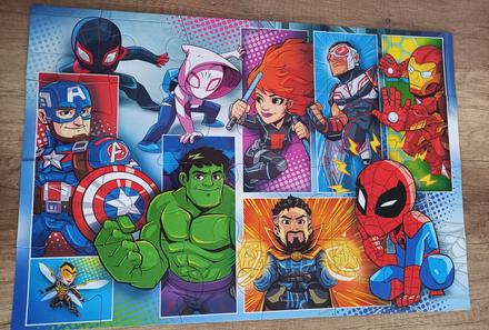 Puzzle superhrdinovia - 24 veľkých dielikov,