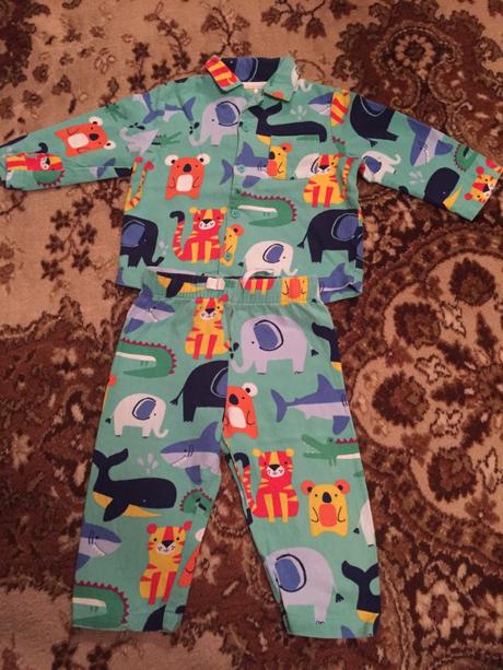 Pyzamo flanelove, next,86