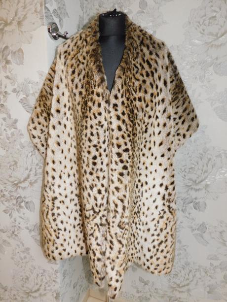 Pekny kožušinovy leo prehož, xxxl