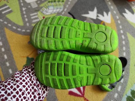 Papucky sandalky dino velkost 25 vd 16 cm, 25