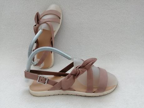 Pekné sandálky, deichmann,36