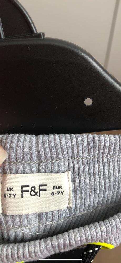 Teplákové nohavice, f&f,122