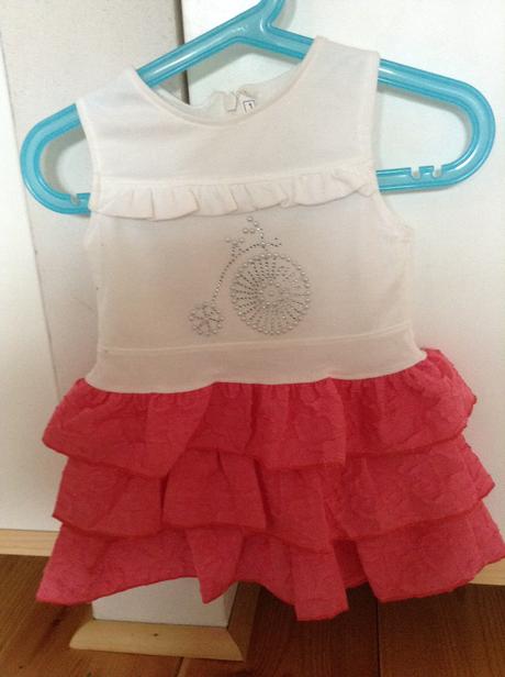 Šatky na prilezitost, 74