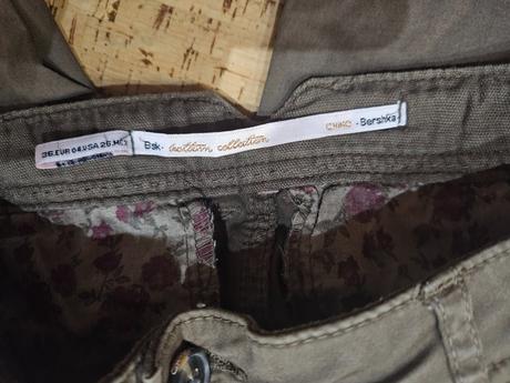 Elelgantne nohavice, bershka,s