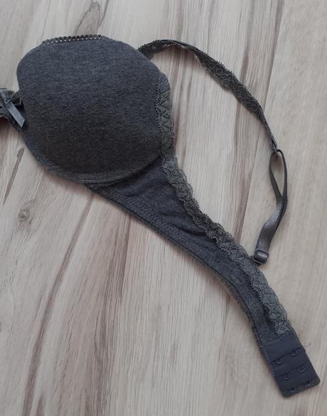 Podprsenka 70/a, 176