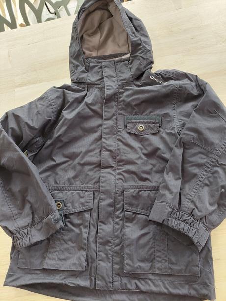 Bunda do dažďa, decathlon,116