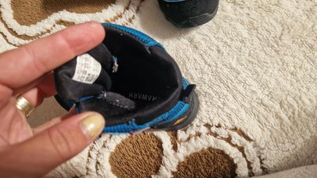 Snehule, adidas,23
