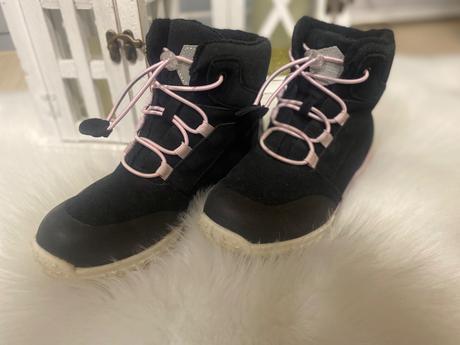 Snehuľky, reserved,34