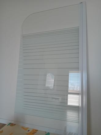 Sklenená vaňová zástena + sprchová hlavica grátis, 