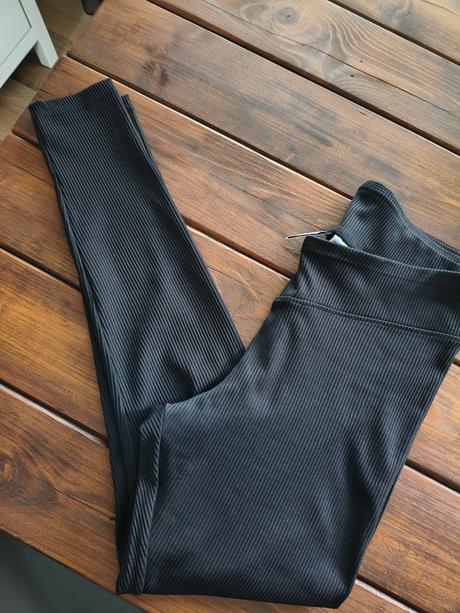 H&m rebrované elastické legíny m, h&m,m