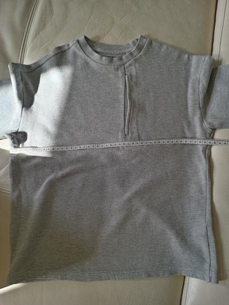 Mikina pre chlapca, veľ. 146 - darujem za poštovné, f&f,146