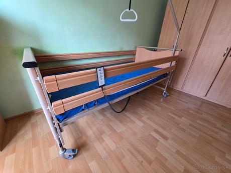 Elektrická polohovateľná posteľ pre imobilných, šírka (cm): 100,dĺžka (cm): 200