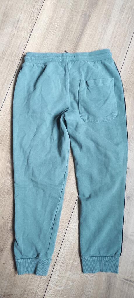 Tepláky, reserved,134