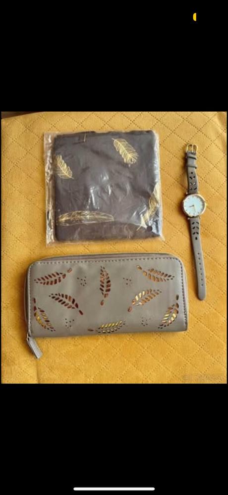 Peňaženka , hodinky , šatka, 