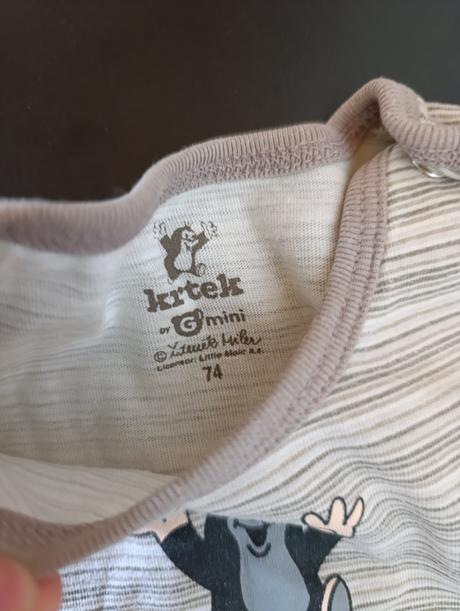 Krtek dupačky, gmini,74