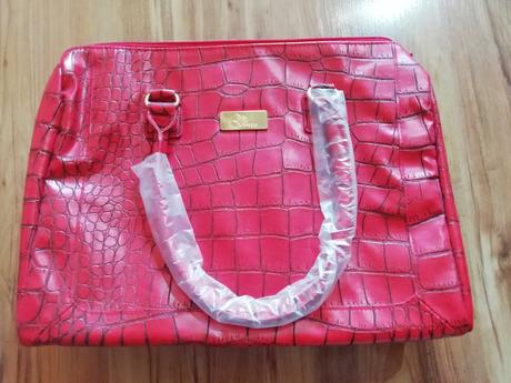 Kabelka s peňaženkou, avon