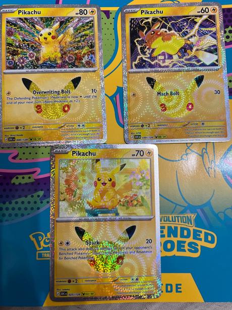 Pikachu 30th viac kusov, 