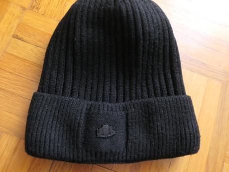 13 ks rozne kvalitne,krasne damske/detske ciapky, desigual,m