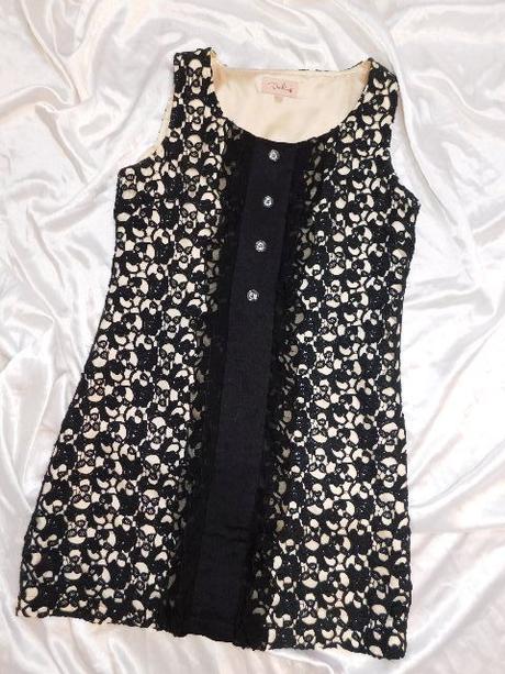 Velmi pekne šaty, 40